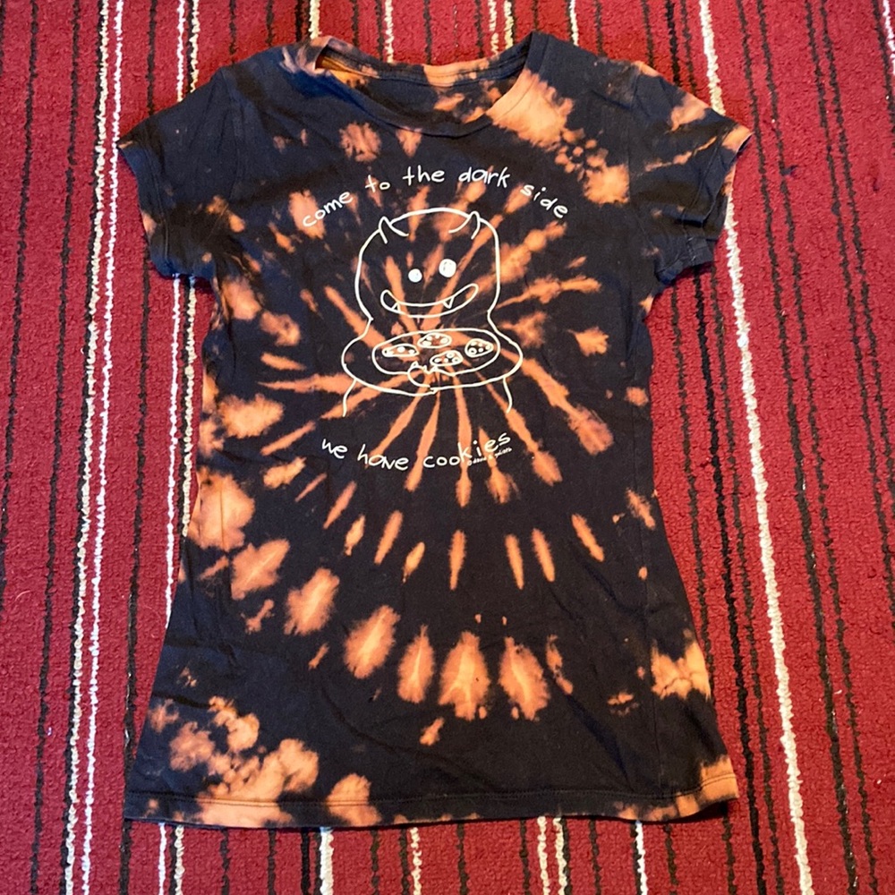 Bleach dyed Vintage HotTopic tee